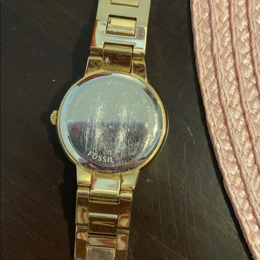 Gold fossil watch - Picture 4 of 6